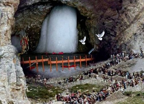 Sacred Amarnath Cave Temple covered in snow in Jammu & Kashmir, starreydreamtravel